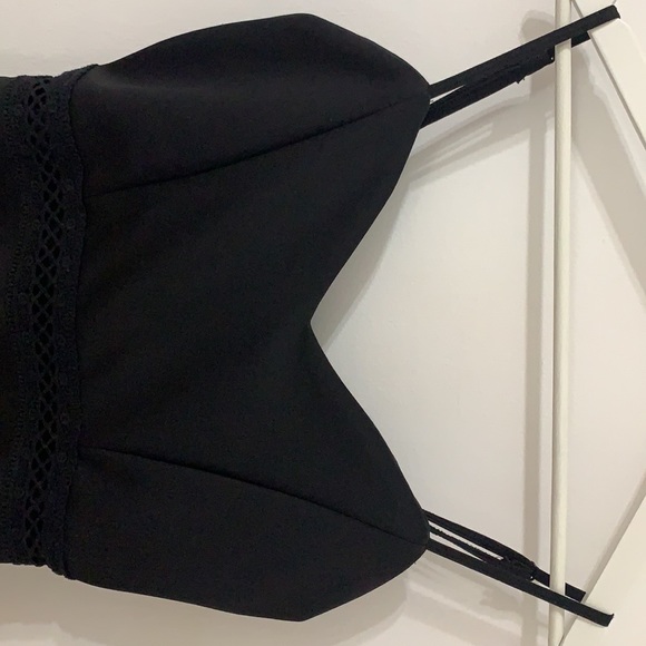 Black spaghetti strap peplum top - Picture 2 of 5